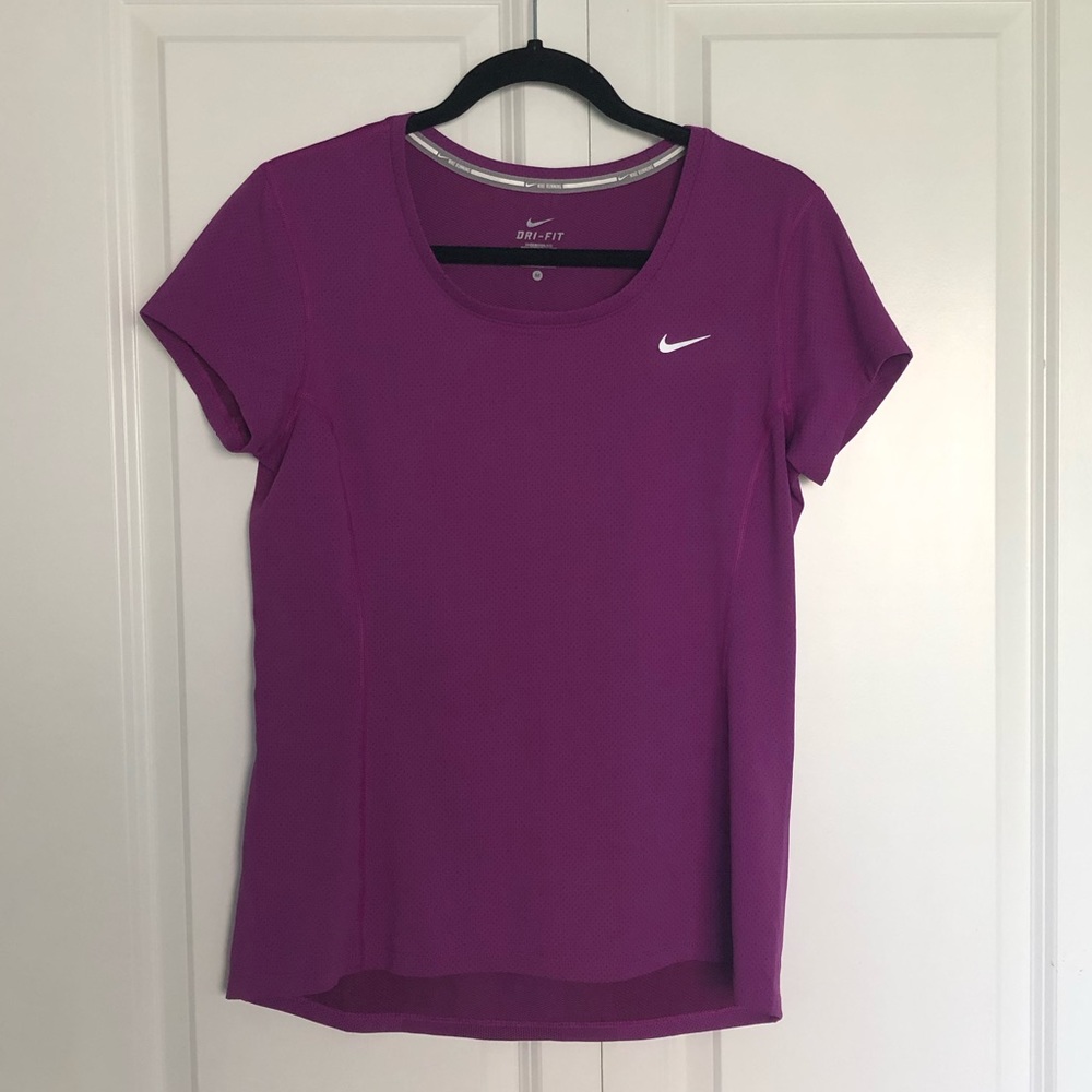 Nike workout top tee